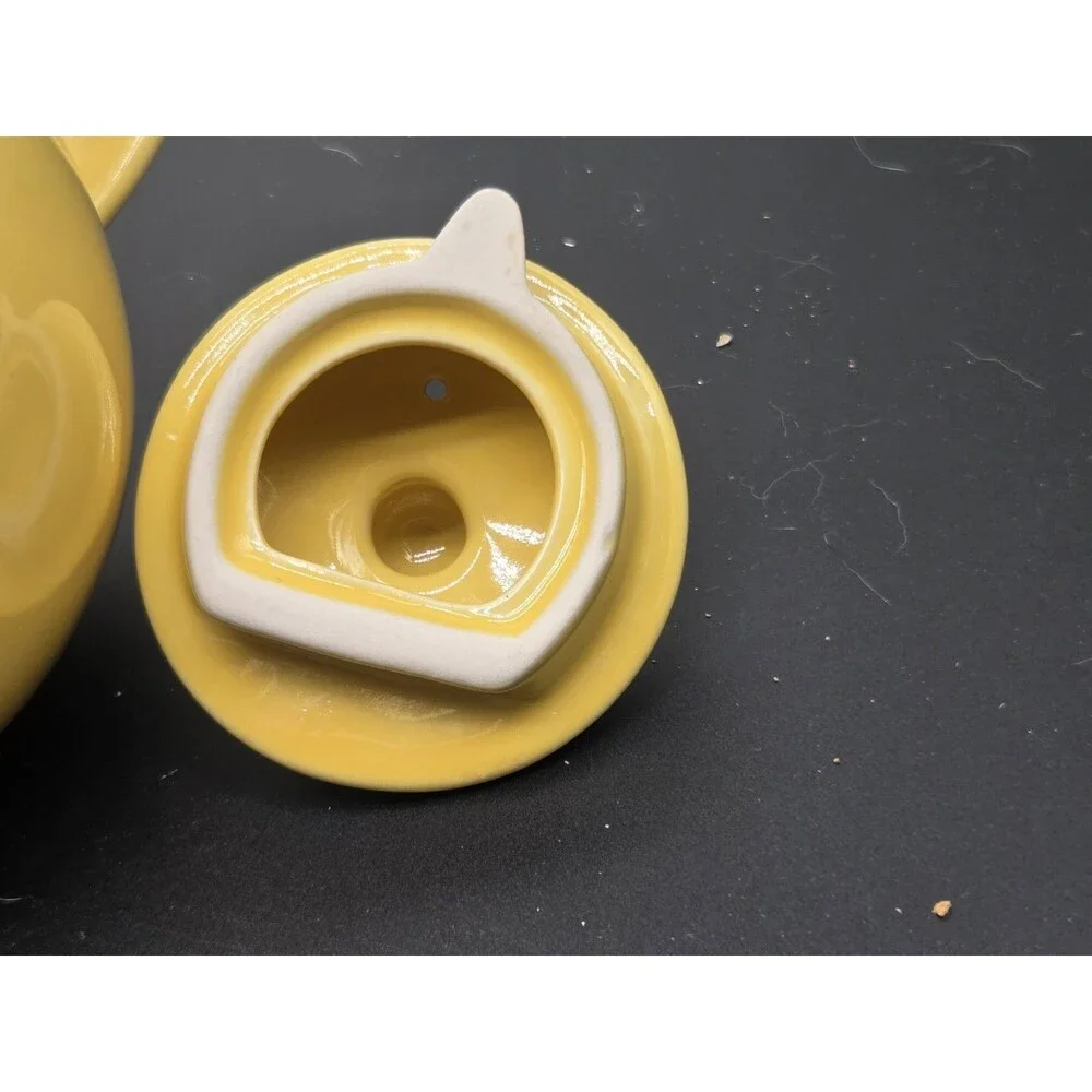London Pottery Co Globe Teapot Yellow Ceramic 5 Cup